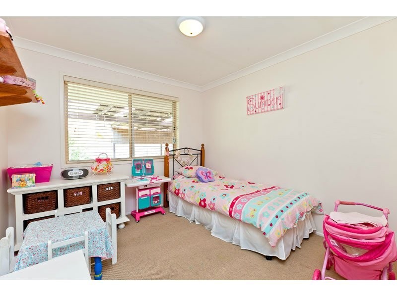 5 Honeysuckle Court, Victoria Point QLD 4165