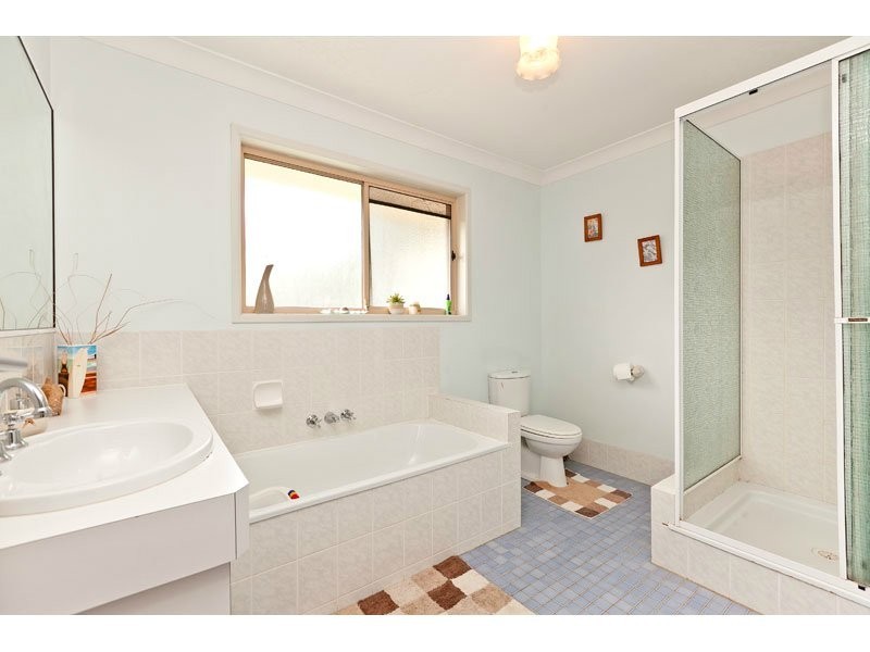 5 Honeysuckle Court, Victoria Point QLD 4165