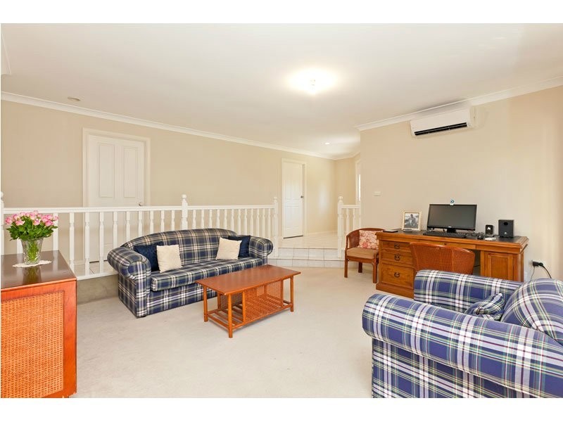 5 Cresthill Street, Birkdale QLD 4159