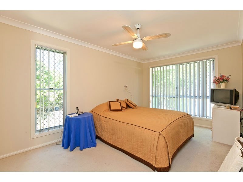 5 Cresthill Street, Birkdale QLD 4159