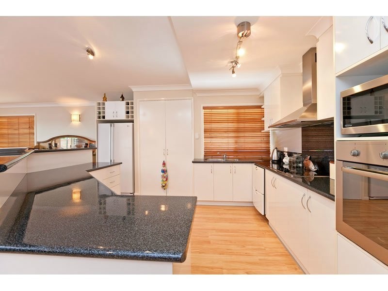 138 Thorneside Road, Thorneside QLD 4158