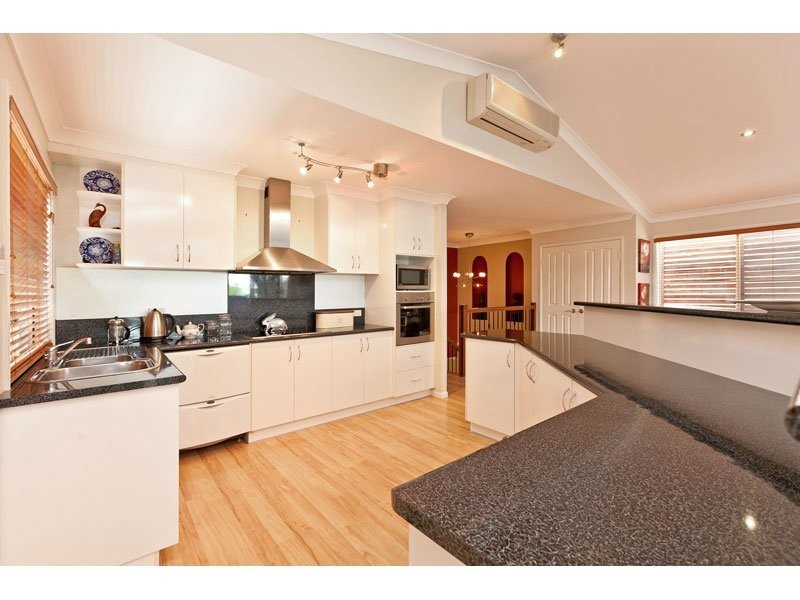 138 Thorneside Road, Thorneside QLD 4158