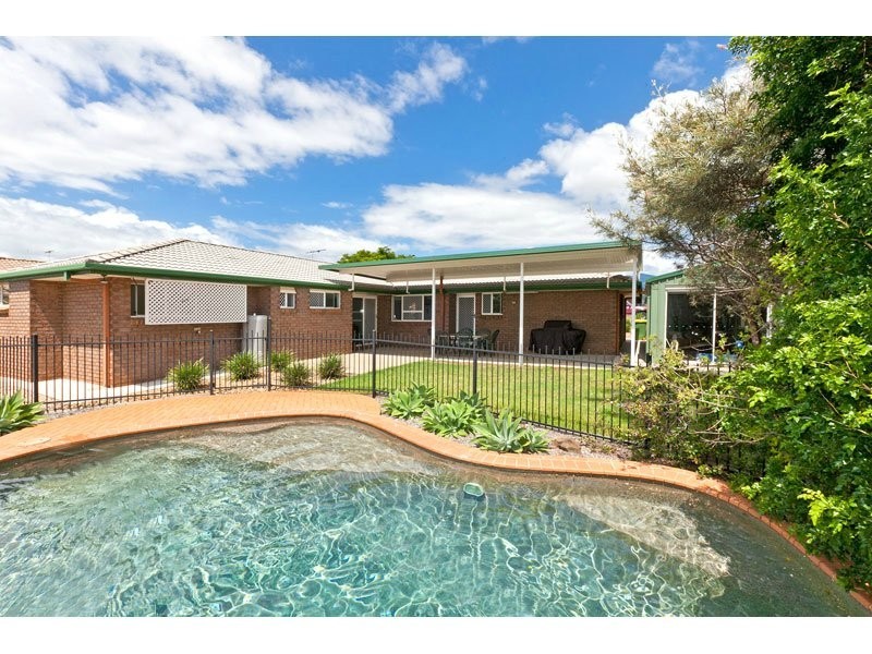 11 Janelle Court, Wellington Point QLD 4160