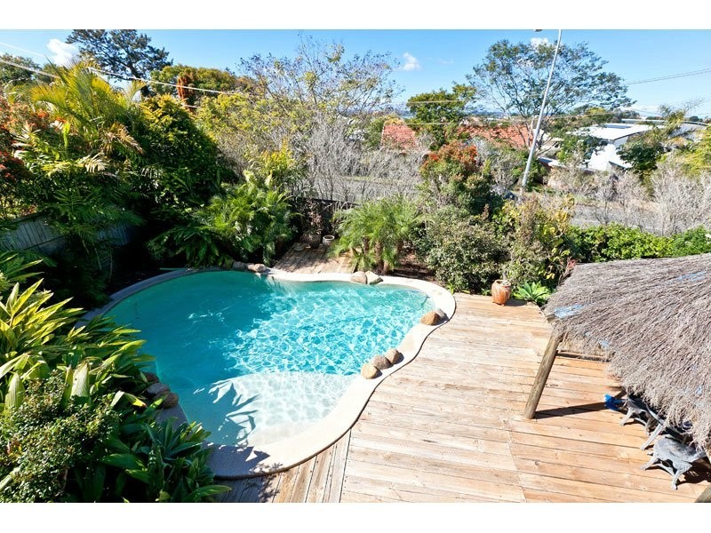 13 Lindeman Place, Redland Bay QLD 4165