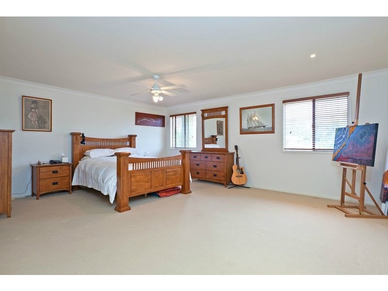 3 Ghost Gum Cl, Thornlands QLD 4164