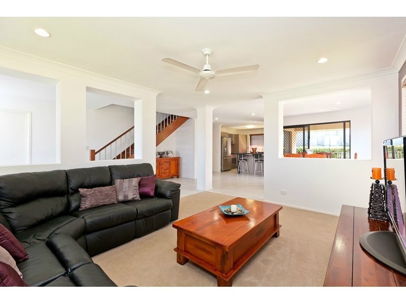 23 Aqua Crescent, Redland Bay QLD 4165