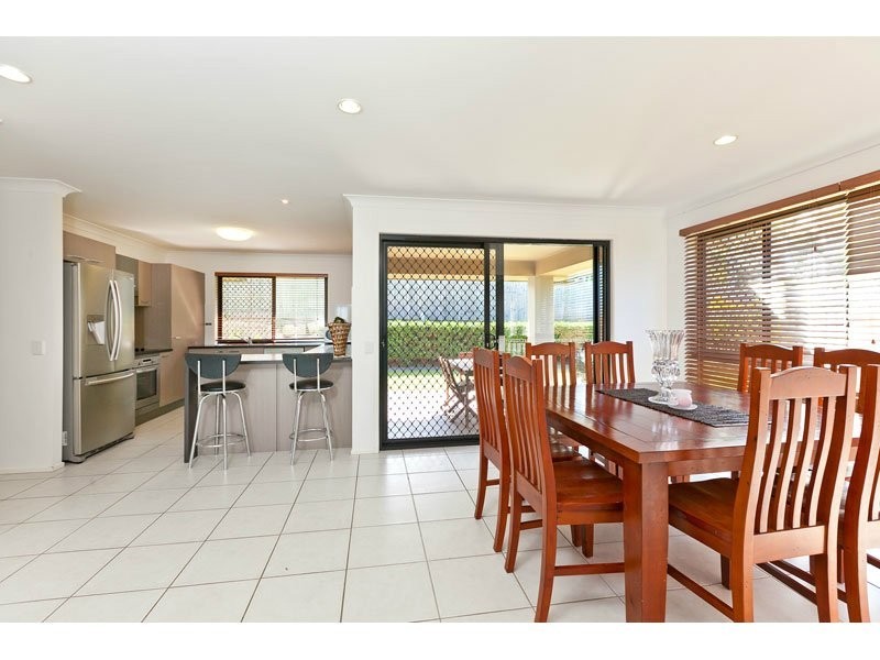 23 Aqua Crescent, Redland Bay QLD 4165