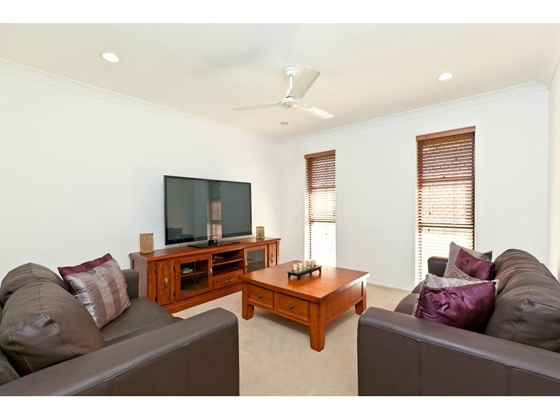 23 Aqua Crescent, Redland Bay QLD 4165