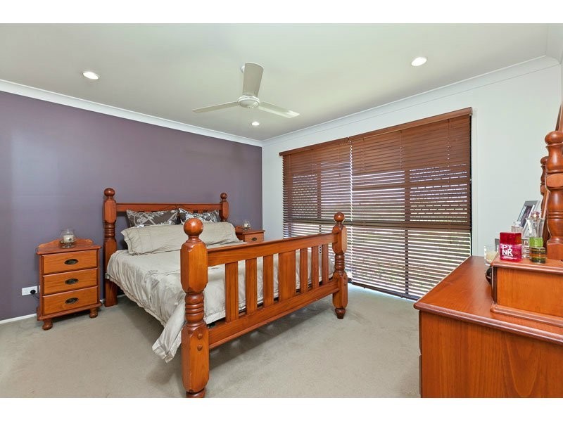 23 Aqua Crescent, Redland Bay QLD 4165
