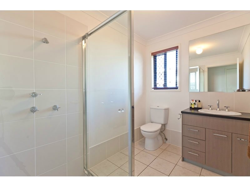 23 Aqua Crescent, Redland Bay QLD 4165