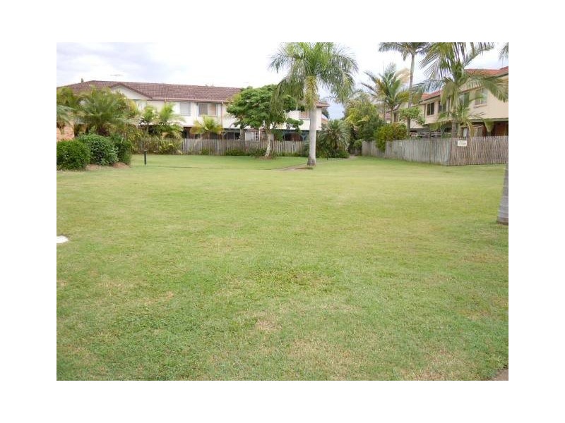 122/9 Bayside Court, Thorneside QLD 4158