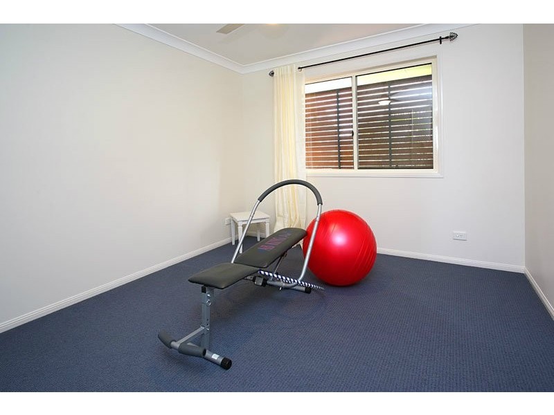 12 Seaside Cl, Thorneside QLD 4158