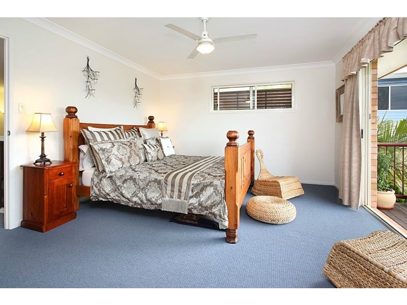 12 Seaside Cl, Thorneside QLD 4158