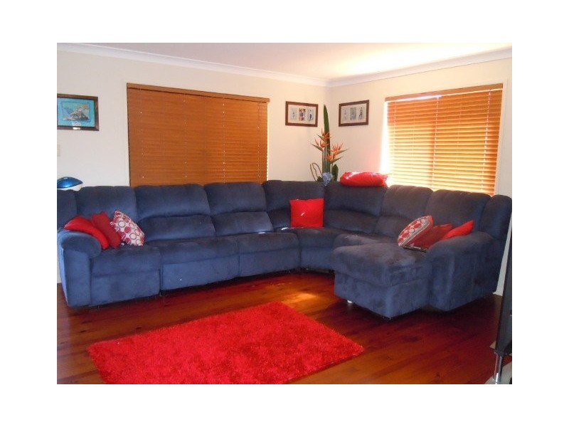 18 Sylvania Street, Wellington Point QLD 4160