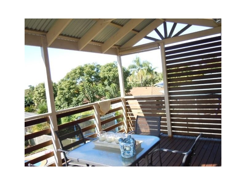 18 Sylvania Street, Wellington Point QLD 4160