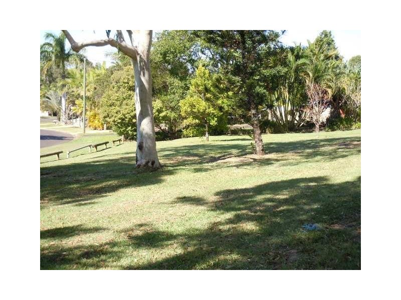 18 Sylvania Street, Wellington Point QLD 4160