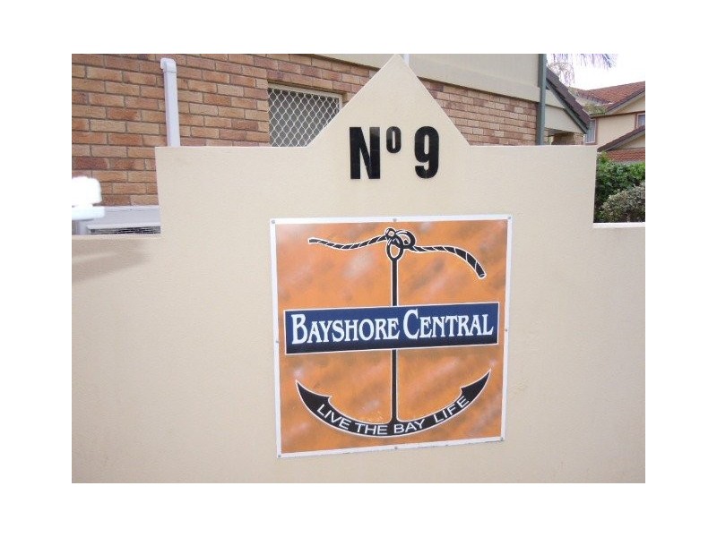10/9 Bayside Court, Thorneside QLD 4158