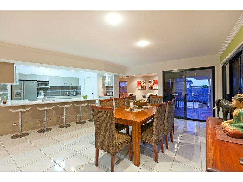 8 Tamarind Cl, Thornlands QLD 4164
