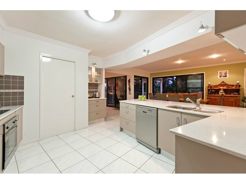 8 Tamarind Cl, Thornlands QLD 4164