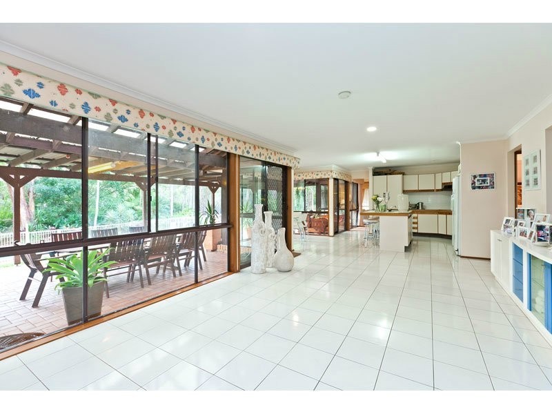 136 Pioneer Road, Sheldon QLD 4157
