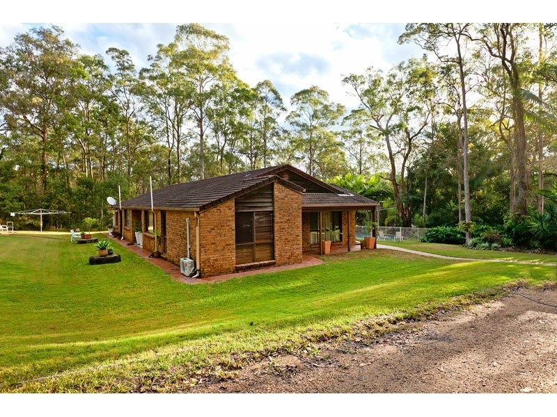 136 Pioneer Road, Sheldon QLD 4157