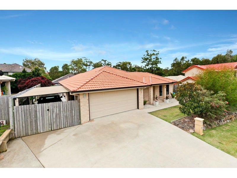 3 Turquoise Street, Redland Bay QLD 4165