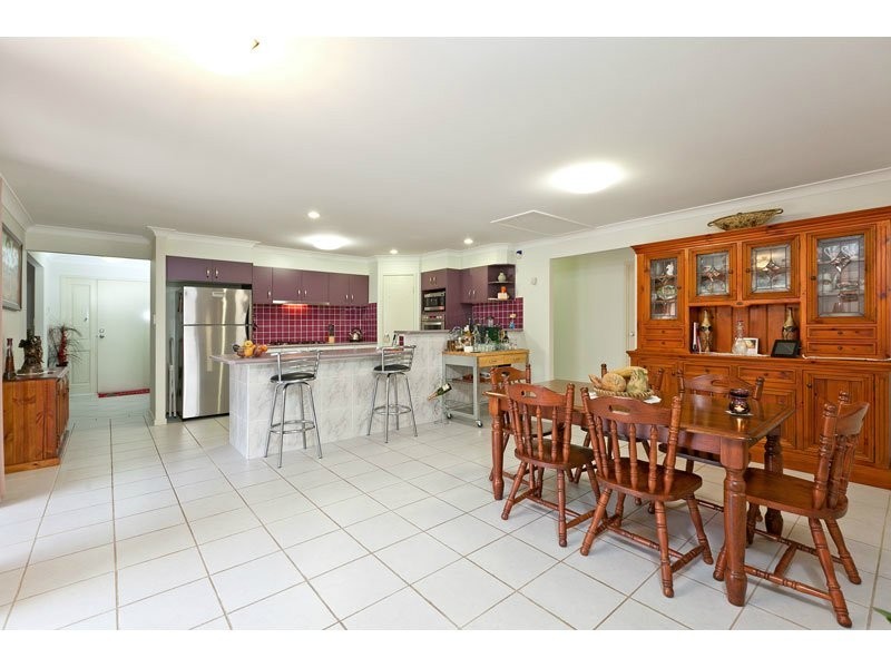3 Turquoise Street, Redland Bay QLD 4165