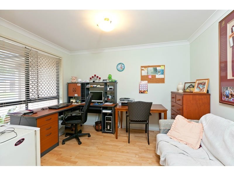 3 Turquoise Street, Redland Bay QLD 4165