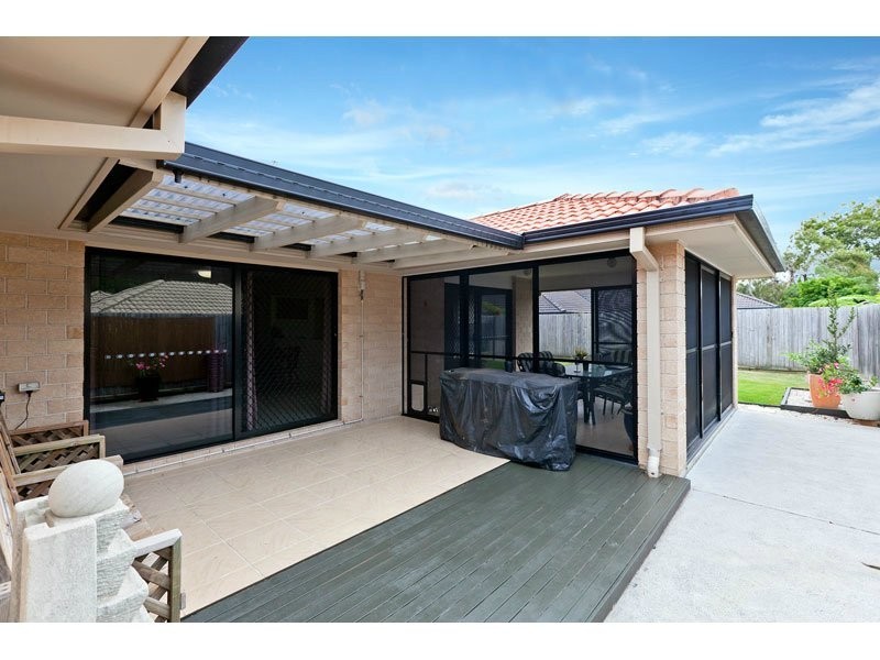 3 Turquoise Street, Redland Bay QLD 4165