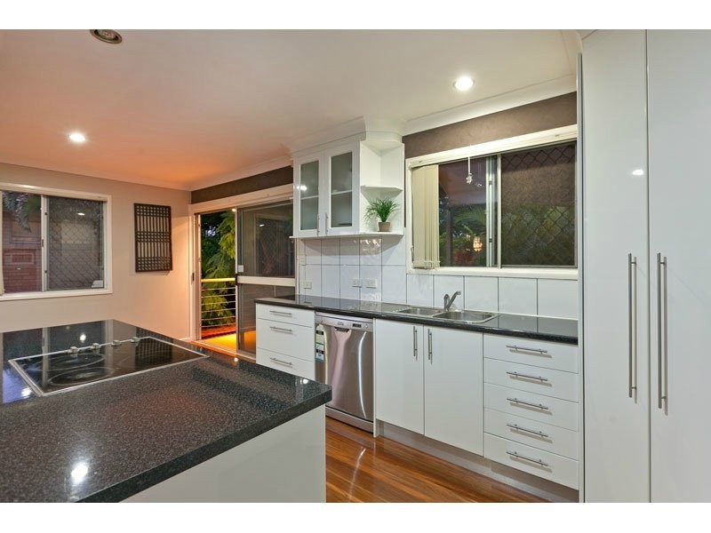 26 Drevesen Ave, Cleveland QLD 4163