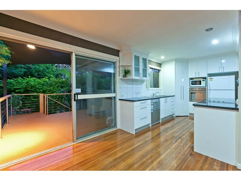 26 Drevesen Ave, Cleveland QLD 4163