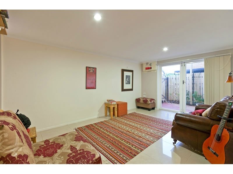 26 Drevesen Ave, Cleveland QLD 4163
