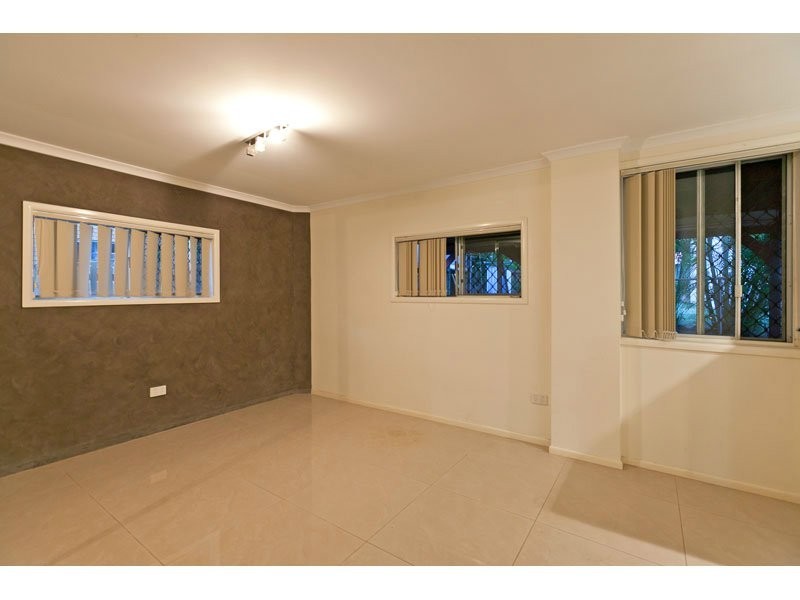 26 Drevesen Ave, Cleveland QLD 4163