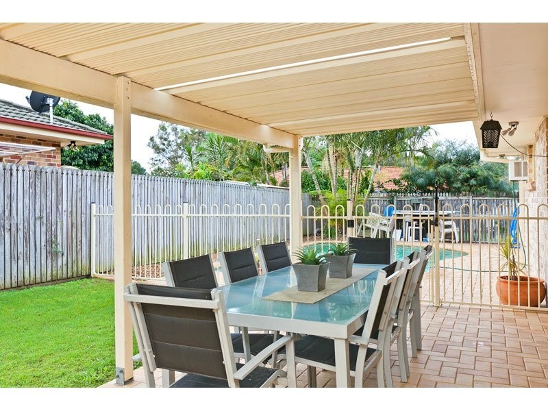 22 Manor Drive, Wellington Point QLD 4160
