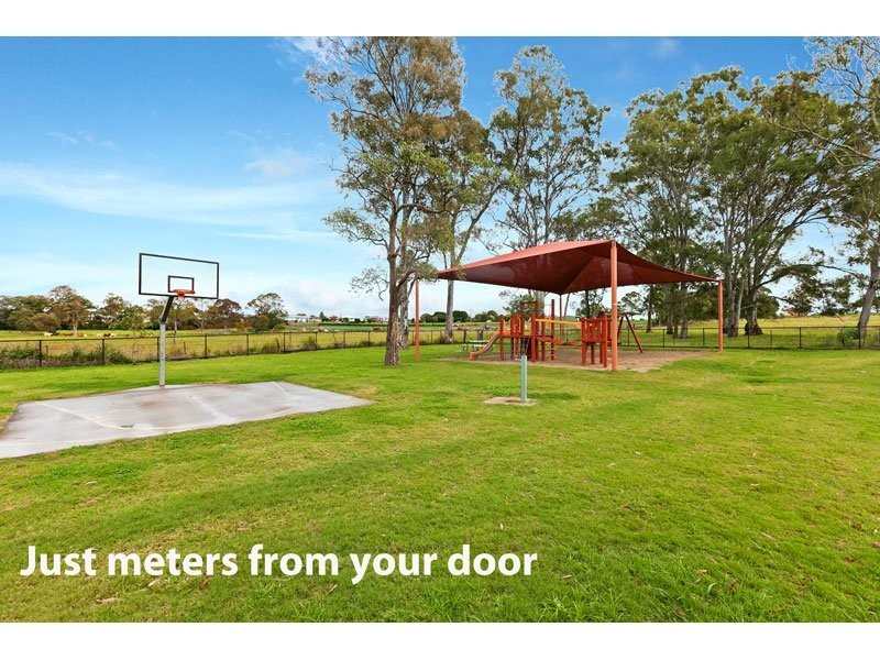 22 Manor Drive, Wellington Point QLD 4160