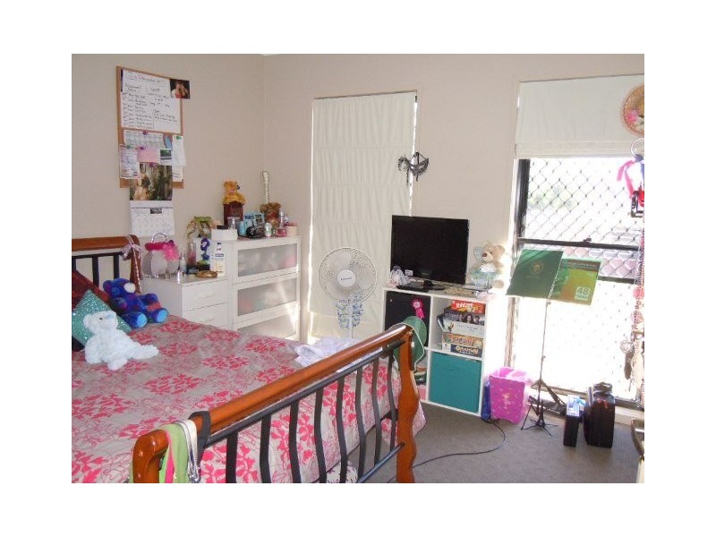 29 Hoskins Drive, Wellington Point QLD 4160