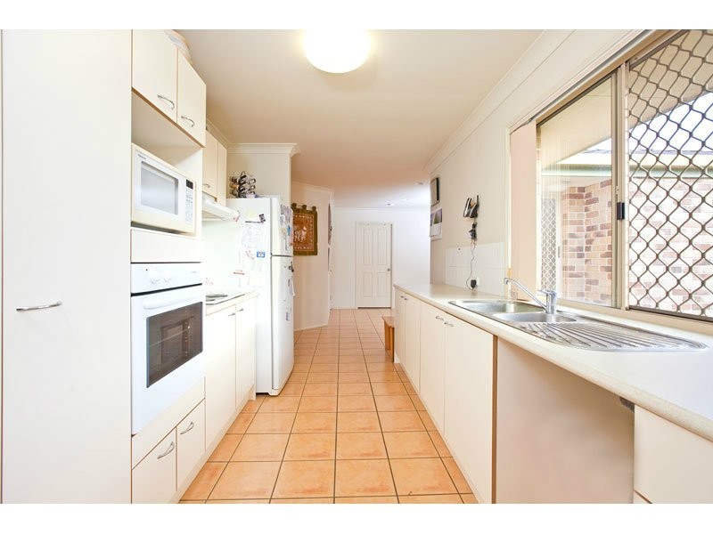 18 Ransom Place, Wakerley QLD 4154