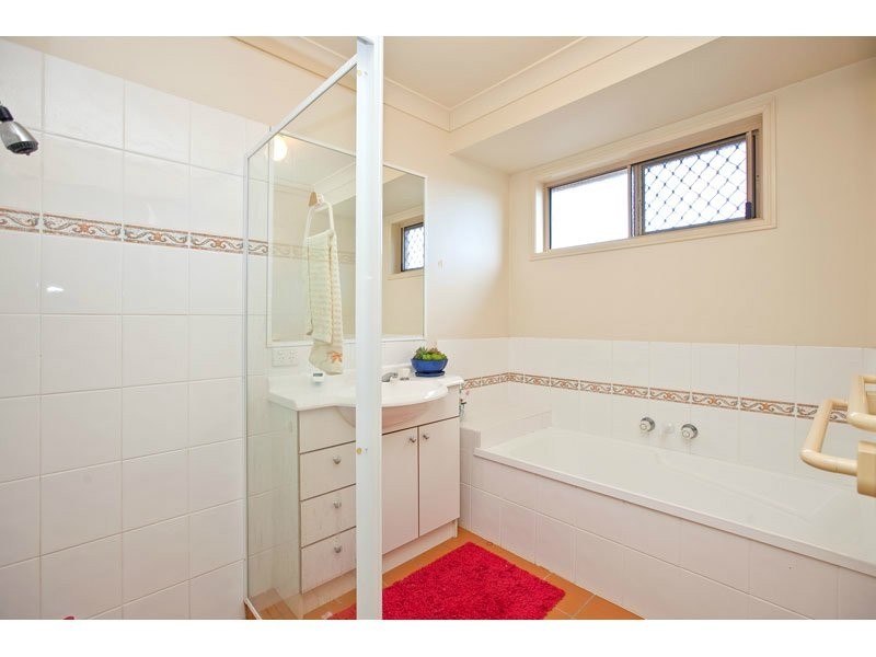 18 Ransom Place, Wakerley QLD 4154