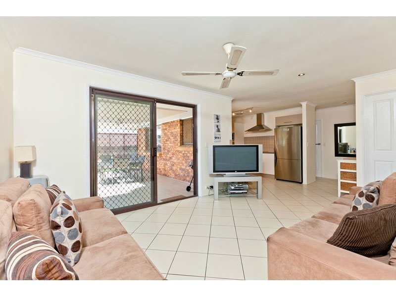 65 Riesling Street, Thornlands QLD 4164
