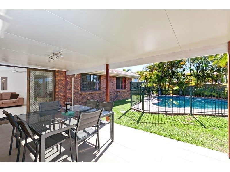 65 Riesling Street, Thornlands QLD 4164