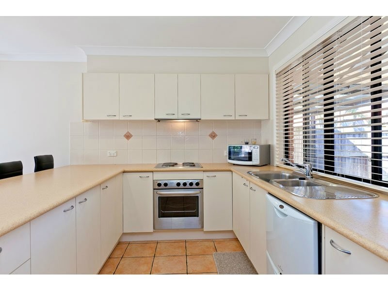 1/ 6 Walnut Ct, Birkdale QLD 4159