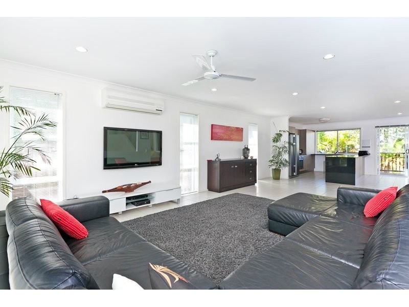 100 Seeana Drive, Mount Cotton QLD 4165