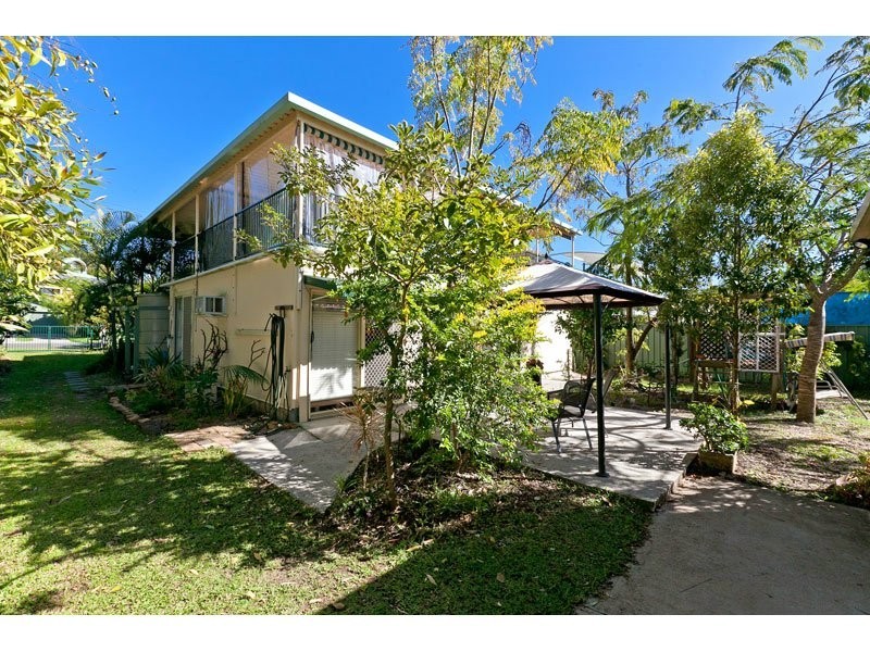 31 Bates Drive, Birkdale QLD 4159