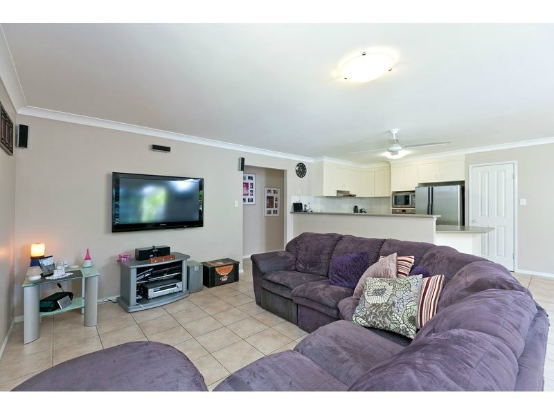 11 Peach Close, Birkdale QLD 4159