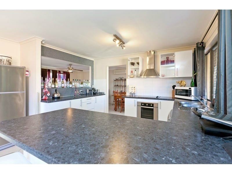 4 Wimborne Road, Alexandra Hills QLD 4161