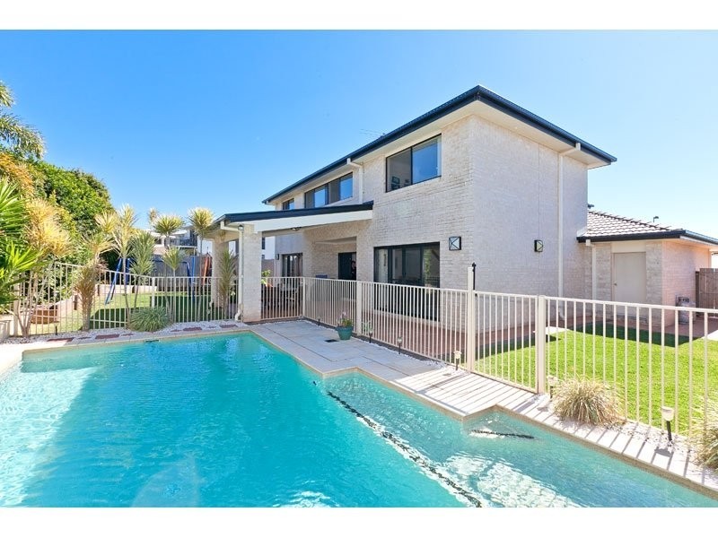20 Bedarra Street, Redland Bay QLD 4165