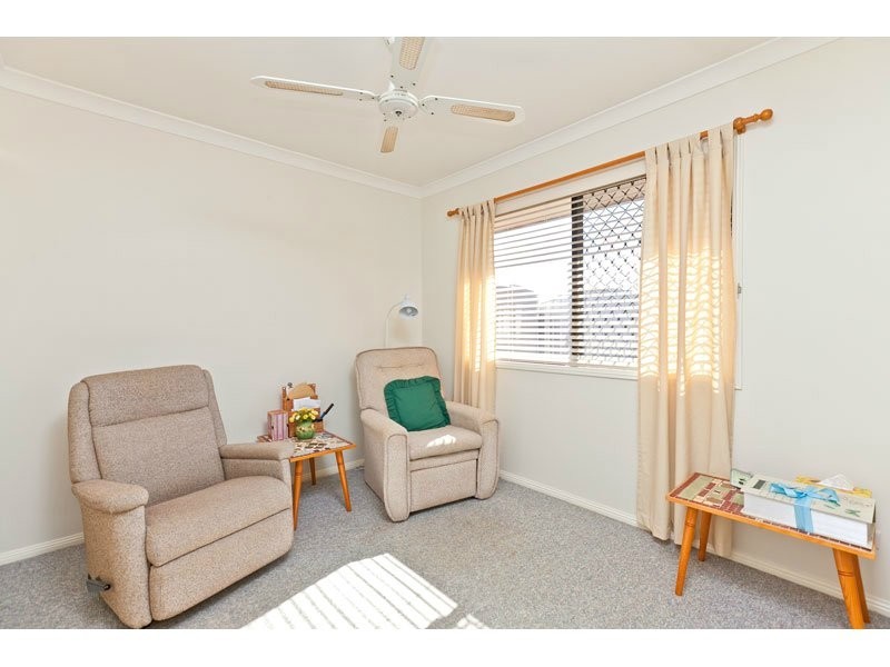 5 Gleneagles Crt, Redland Bay QLD 4165