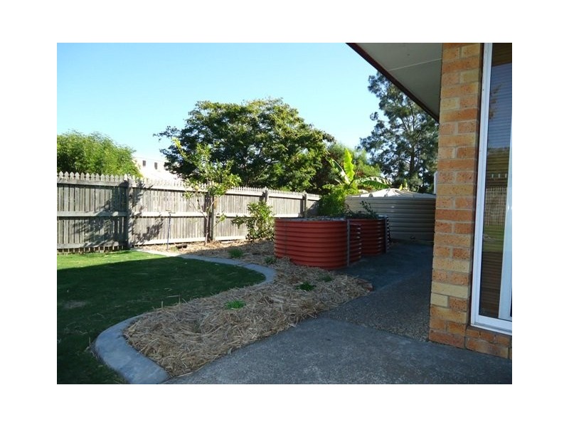 1 Zephyr Court, Birkdale QLD 4159