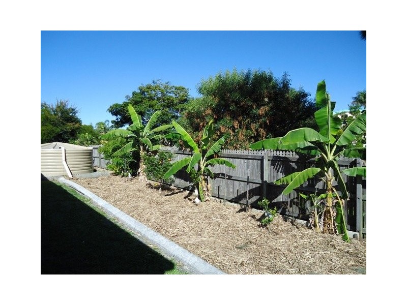 1 Zephyr Court, Birkdale QLD 4159