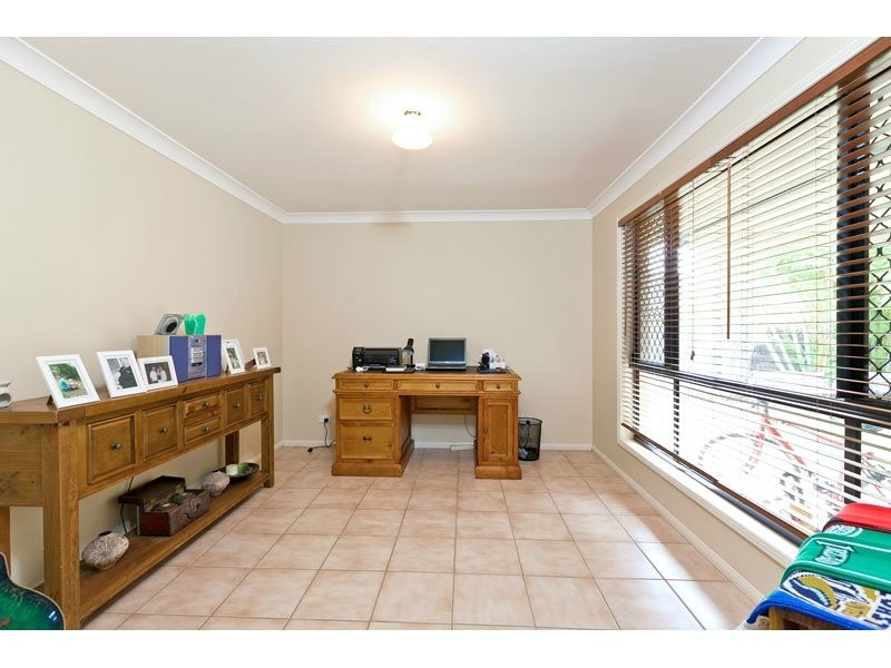 40 Bedarra Street, Redland Bay QLD 4165